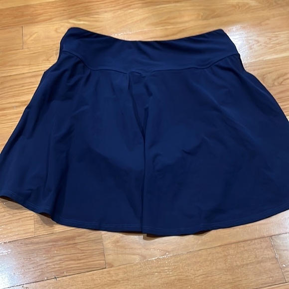 L.L.bean navy blue women’s swim skirt size 16. - Picture 5 of 10